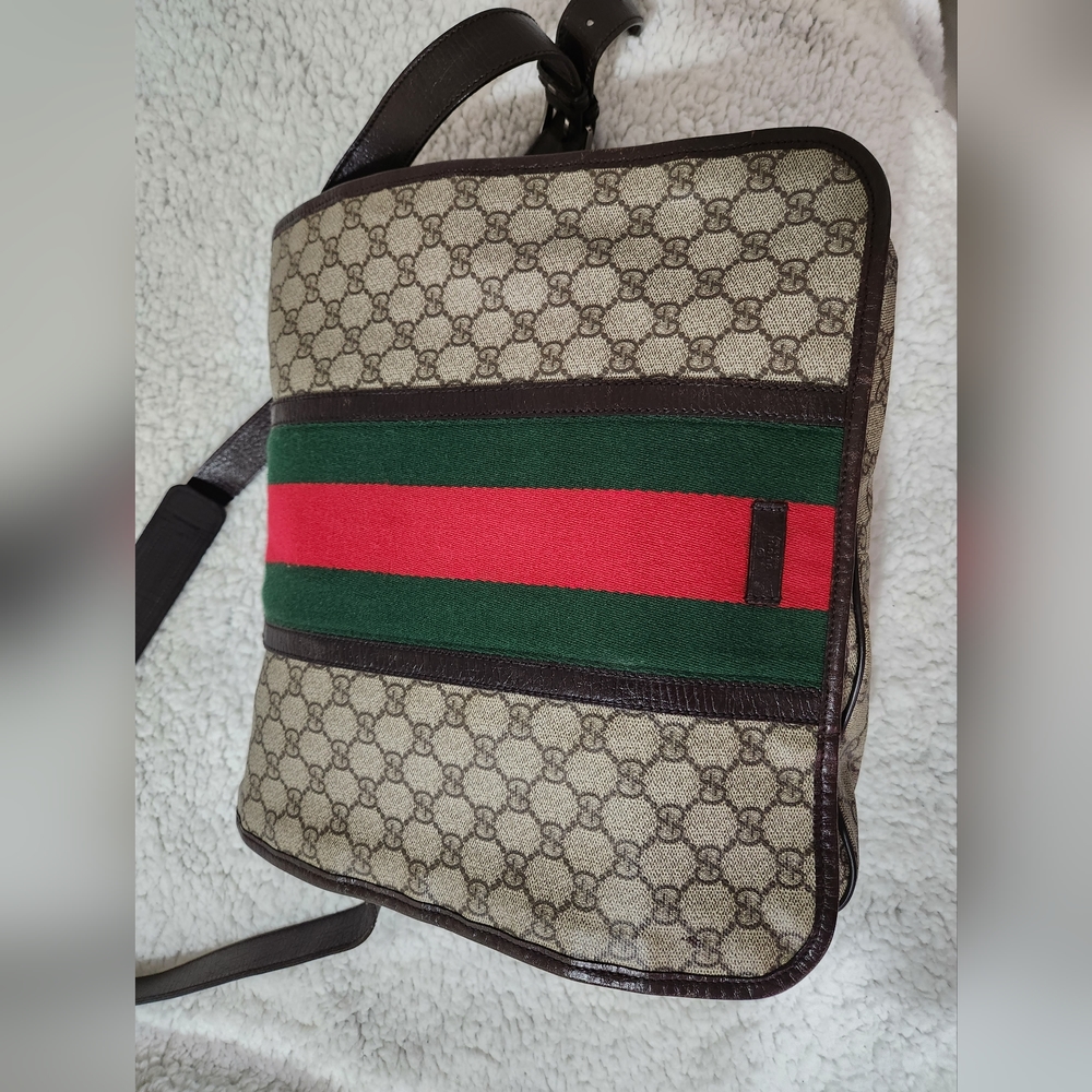 Gucci Messenger Bag